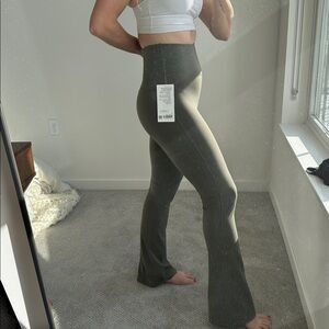 Lululemon Groove Pant